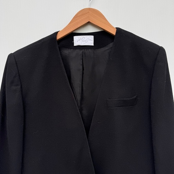 Lord & Taylor Elegant Black Women's Blazer size 12 - Picture 4 of 6